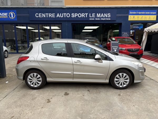 Peugeot 308 1.6 Premium – Image 4