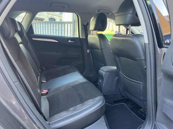 CITROEN C4 II (2) 1.6 BLUEHDI 120 S&S MILLENIUM EAT6 – Image 25